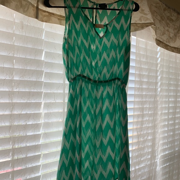 Dress - Picture 1 of 1